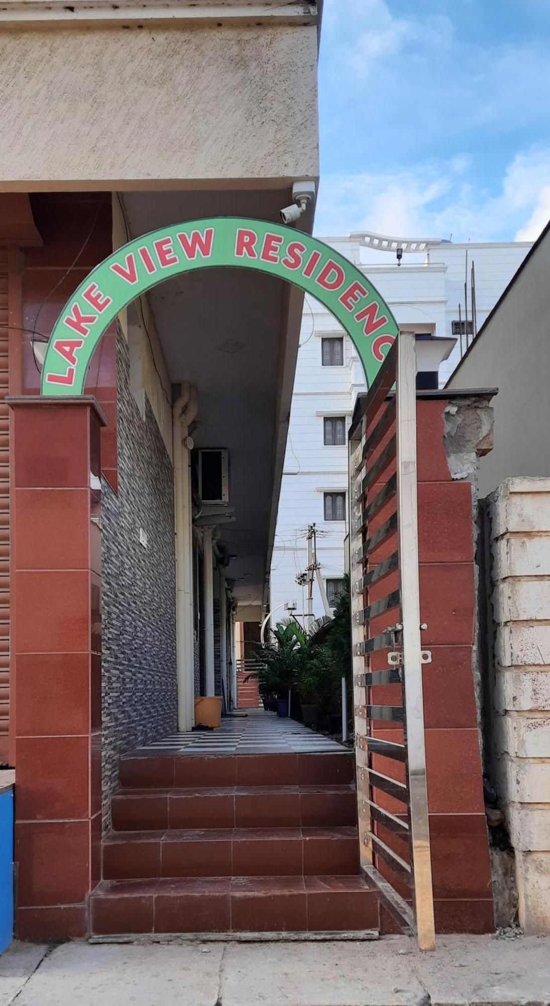 Lakeview Residency Tada Exteriér fotografie
